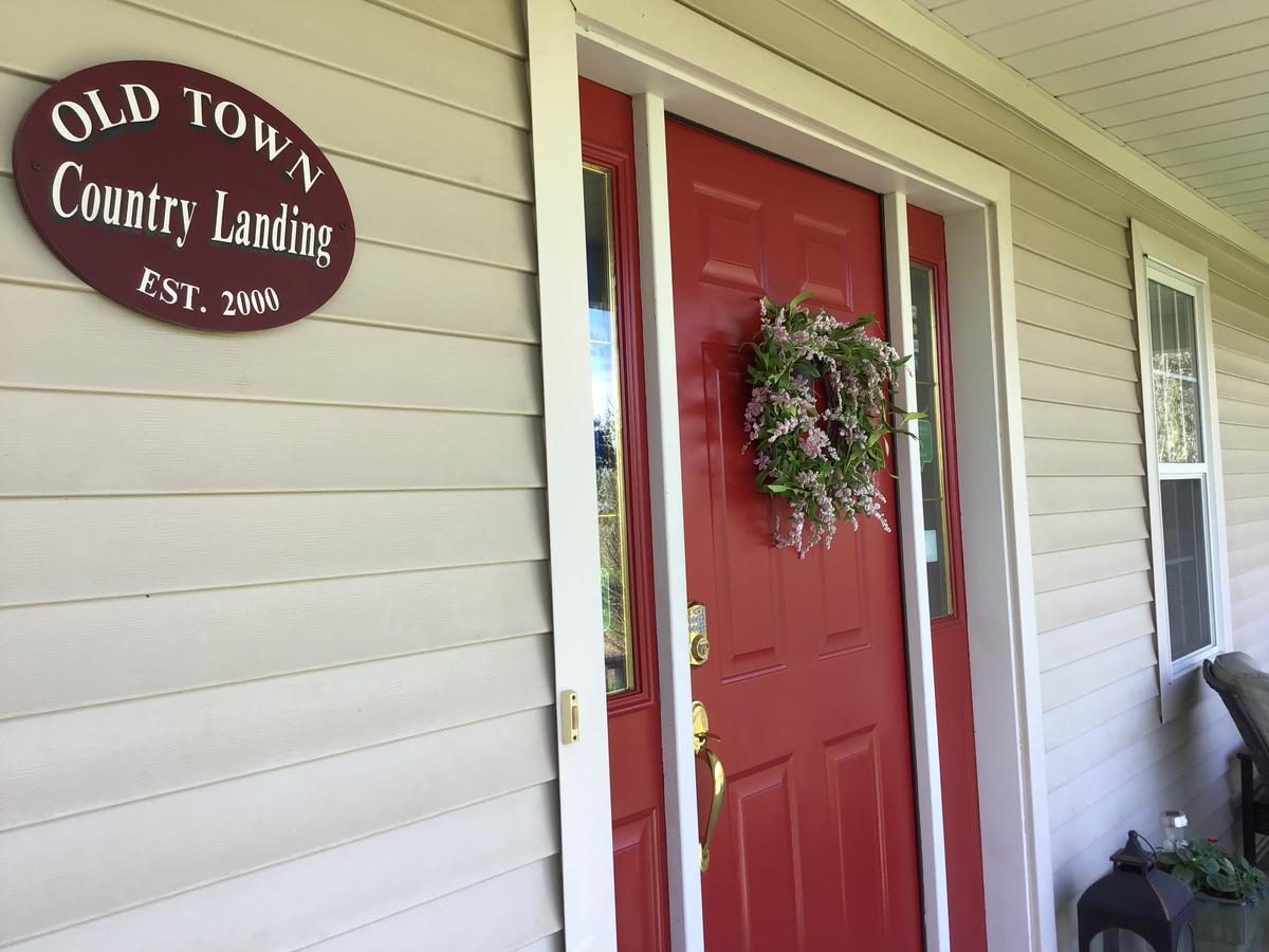 Old Town Country Landing Bed & Breakfast Niagara-on-the-Lake Exterior photo